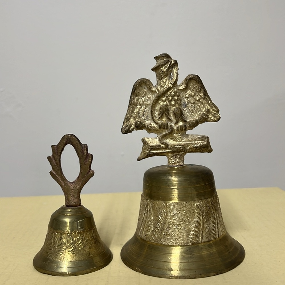 Vintage 2 Brass Bells